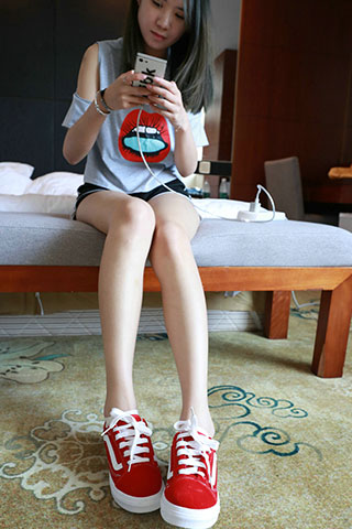 大四学姐超温柔的共201张-玉足阁