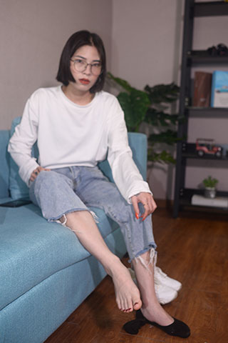 柚子小姐姐 行至春来共143张-玉足阁