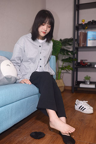 小闹师妹 相识随浅共146张-玉足阁