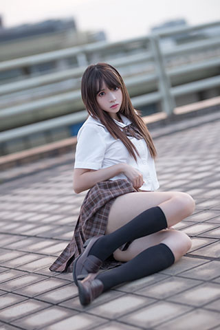 忧郁学姐共32张-玉足阁