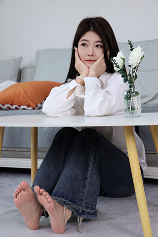 小莉 衬衣の棉袜、嫩足共286张-玉足阁